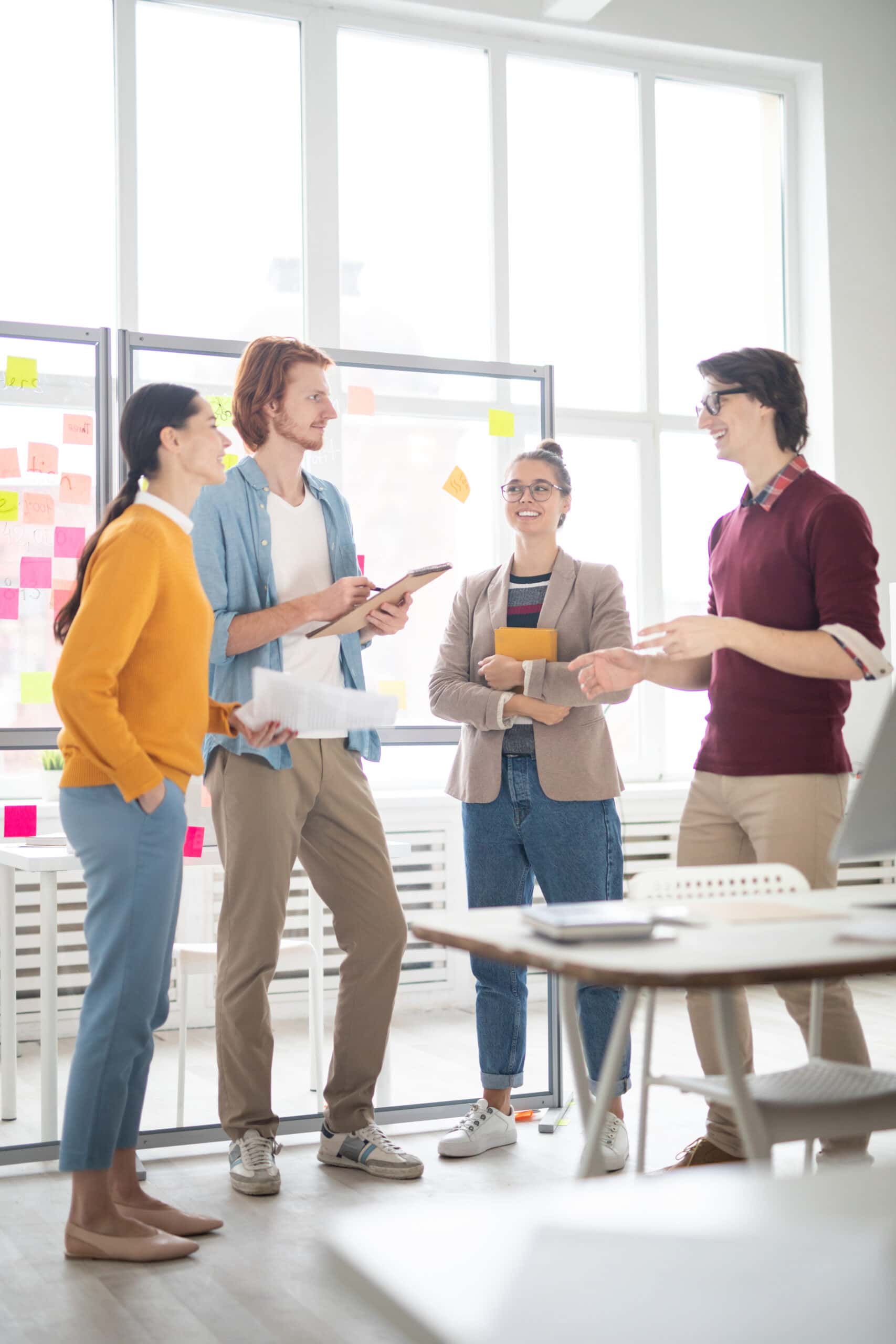 Die Wahl einer Webdesign Agentur zur Verbesserung Ihrer Online-Präsenz ist eine wichtige Entscheidung. Wir von ANN2thrive wissen, dass Sie Fragen zu unseren KI-gestützten Webdesign Services haben und wie wir Ihr Unternehmen unterstützen können.